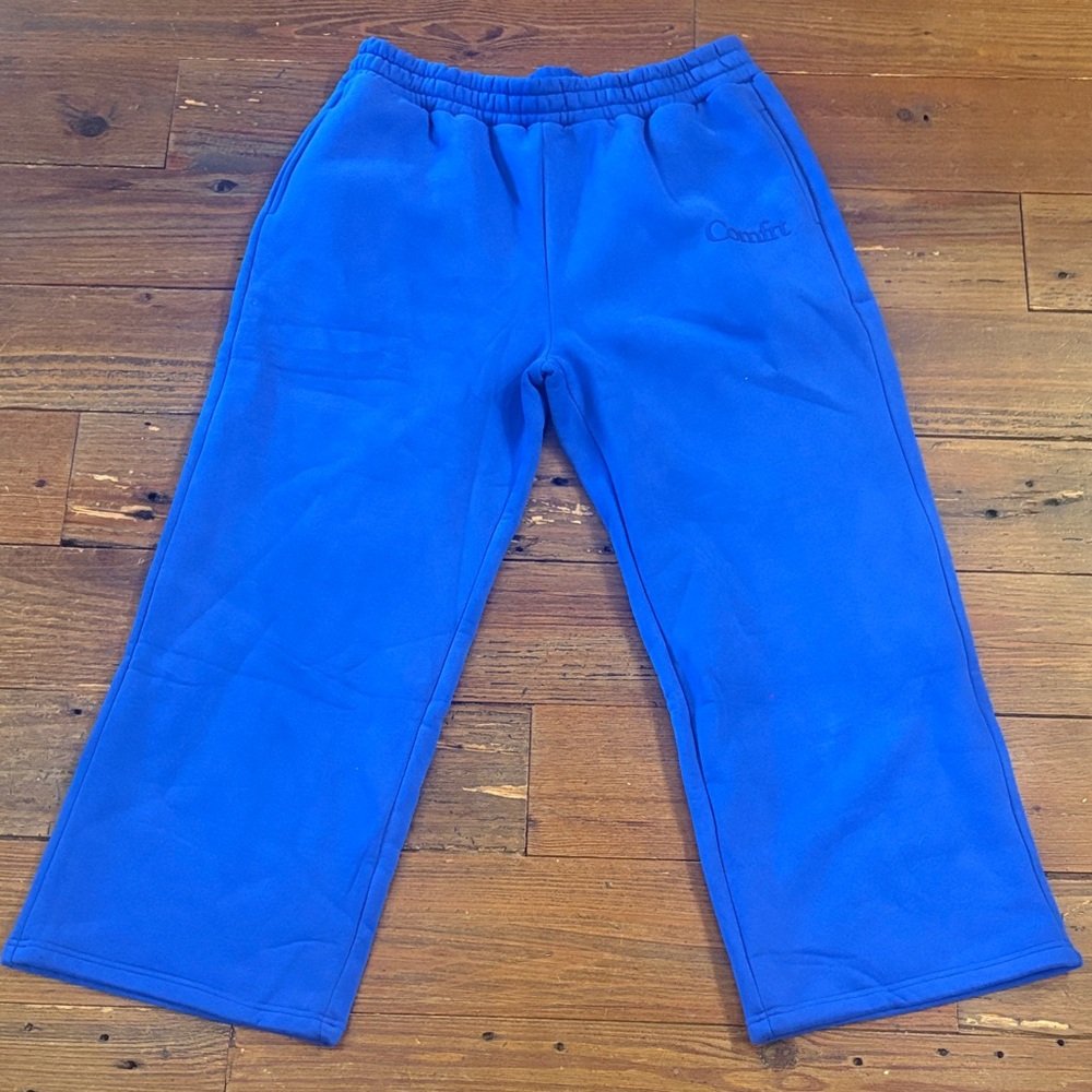 Comfrt bright blue wide leg sweatpants